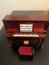 Dolls House 1/12 New Upright