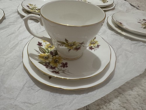Vintage duchess floral - floral, cup