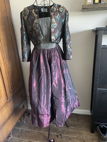 Stunning vintage tessara - vintage,