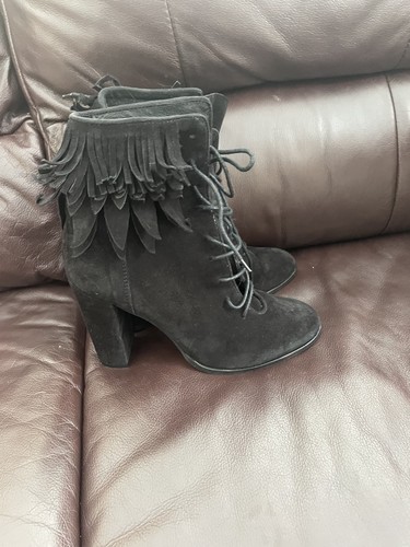 River island boots size 7 - river,