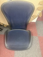 Herman miller Aeron Size B