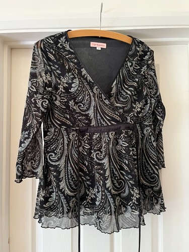 Cape romance black paisley - cape,