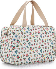 Woman Large Travel Toiletry