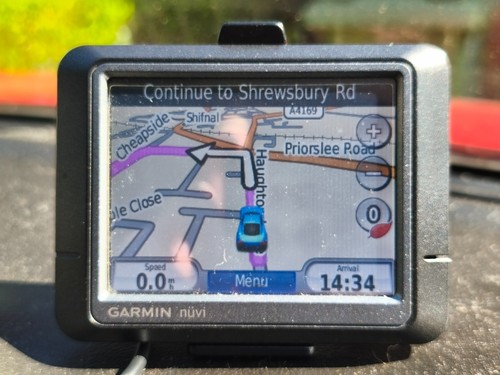 Garmin nüvi 255 sat - sat, nav