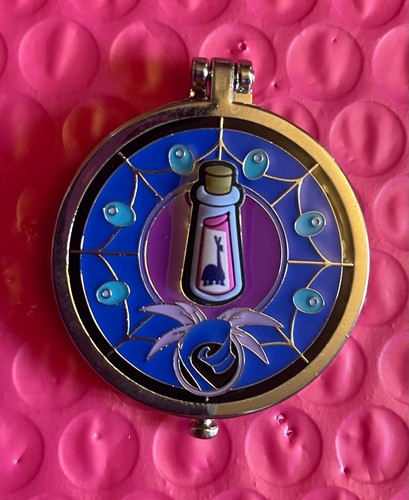 Disney villains compact - compact, mirror