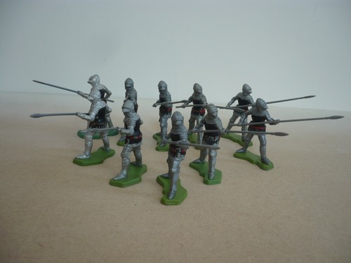 Britains herald knights - herald,