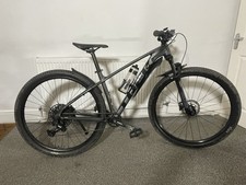 Trex x Calibre 8 Mountain Bike 29er M