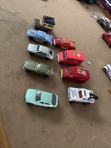 Majorette joblot - majorette, x9