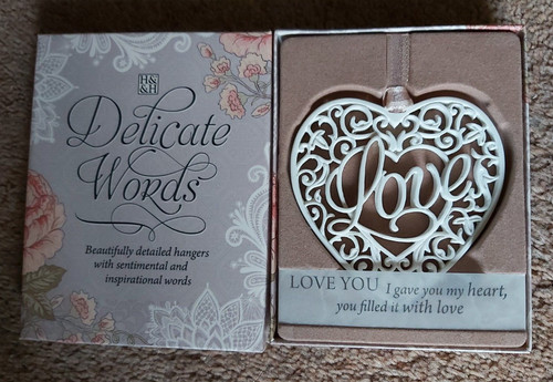 Delicate words hanging - h&h,