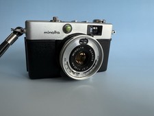 Minolta Hi-Matic C Compact 35mm Camera with Rokkor 40mm Lens