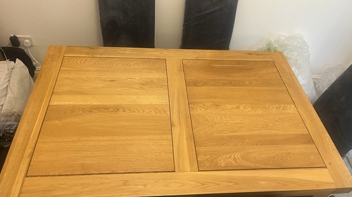 Solid oak extendable table - extendable, and