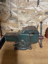 Vice With Swivel Base 