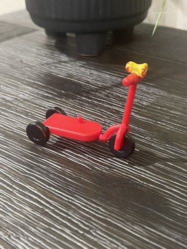 Peppa pig red scooter - pig,