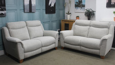 PARKER KNOLL MANHATTAN PAIR 2 SEATER SOFAS IN CALEDONIAN PEBBLE FABRIC RRP £3750