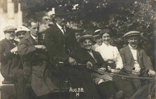 People horse drawn - people,