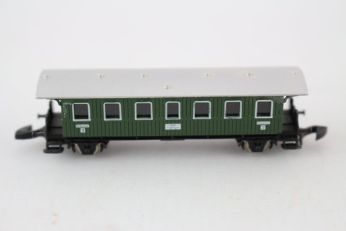 8700 passenger land - 8700,