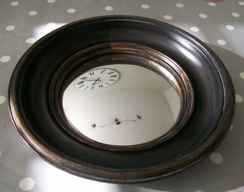 Classic antique design round - classic,