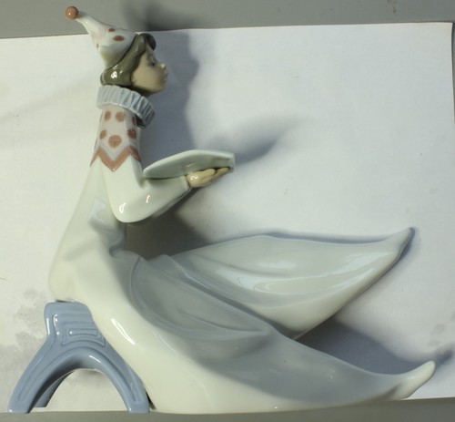 Lladro 6239 young jester - lladro, #6239