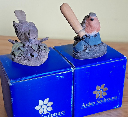 Pair arden sculptures - pair,