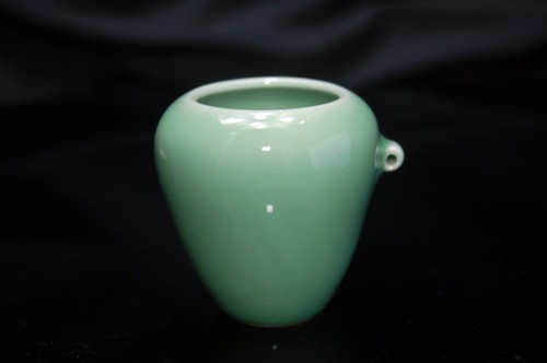 Large green celadon glazed - green/celadon,