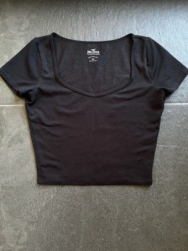 Hollister black ribbed short - hollister,