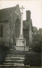 REAL PHOTO POSTCARD OF EAST HENDRED WAR MEMORIAL, (NEAR WANTAGE), BERKSHIRE