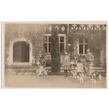 Family & Beagle Dogs at Large