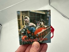 Wallace & Gromit Mini Photograph Album 1996 Gromit In Motor Cycle With Wallace