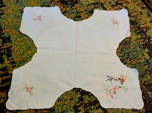 Lovely vintage hand - lovely,