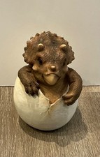 TRICERATOPS DINOSAUR STATUE FIGURE TOY ORNAMENT BOYS/GIRLS BEDROOM TOY UNUSUAL