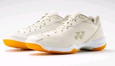 Yonex 65 Series 3 Badminton