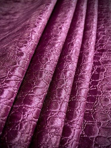 Pink crushed velvet - pink, skin