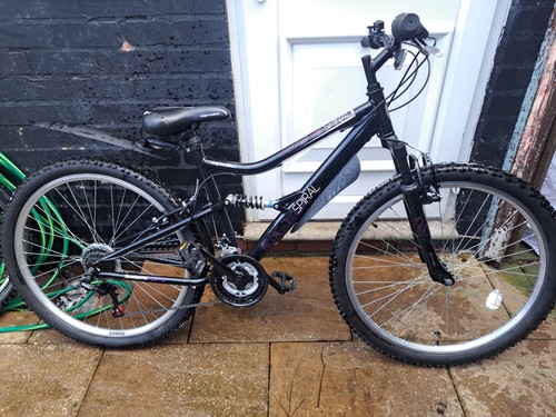 Apollo spiral mountain bike