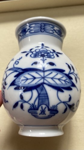 Meissen blue onion baluster - meissen,