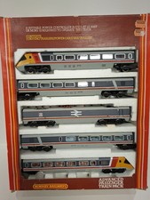 HORNBY R794 ADVANCED PASSENGER
