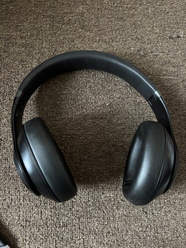 Beats studio pro - over, ear