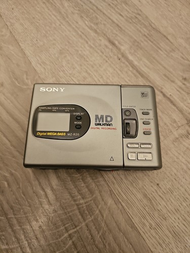 Sony r35 portable minidisc - mz-r35,