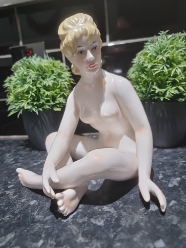 Art deco large figurine naked - large,