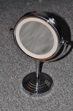 Revlon M26 Double Sided Make Up Mirror with Light - Portable - 28cm Tall