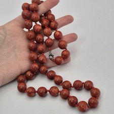 Reconstituted red coral - red,