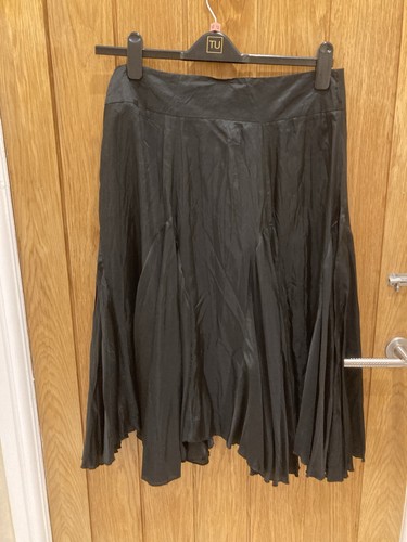 Size12 black flared john - size12, rocha