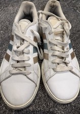 White Adidas Size 5 Trainers
