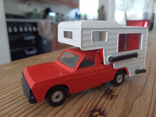 Corgi 415 mazda - mazda, camper