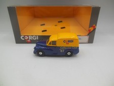 Corgi Classics C957/3 Morris Minor Van Corgi Collector Club 1987  1:43 Scale