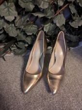 Next Signature Gold Stiletto