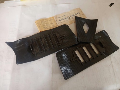 Renault radiator cover - r6,