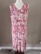 Elegant Eastex Sleeveless Midi