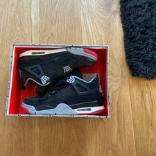 Nike Air Jordan 4 Retro OG Bred 2019 UK 9.5 Black Red Bulls 