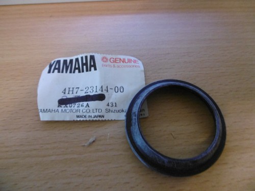 Yamaha genuine nos fork - fork, dust