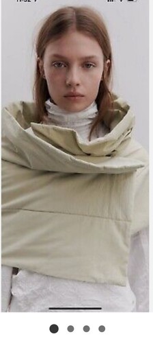 Zara stylish puffa cream scarf - zara,